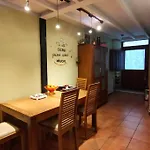 Casa Maitri- Con Piraguas Junto A La Ría
