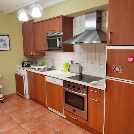Semesterbostad Casa Maitri- Con Piraguas Junto A La Ria Limpias