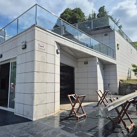 Casa Maitri- Con Piraguas Junto A La Ria Semesterbostad