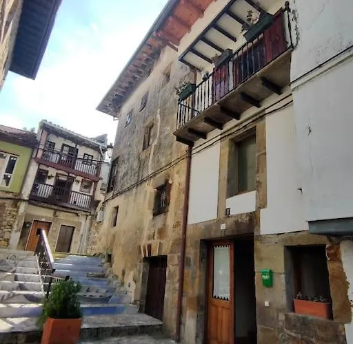 Casa Maitri- Con Piraguas Junto A La Ria *