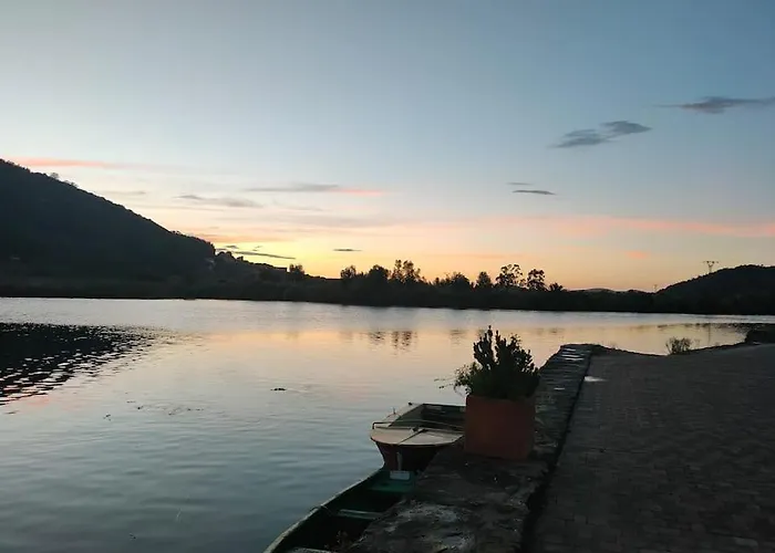 Casa Maitri- Con Piraguas Junto A La Ria