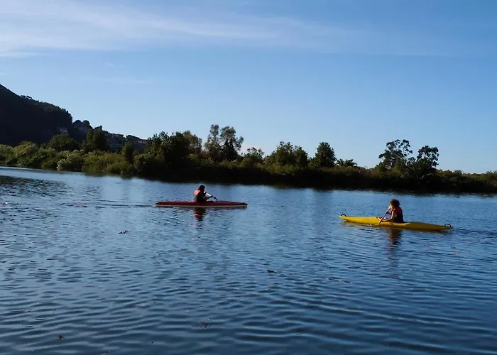 Casa Maitri- Con Piraguas Junto A La Ria